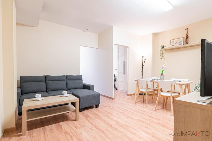 #10Oca7 - Apartamento En Vista Alegre Мадрид Екстер'єр фото